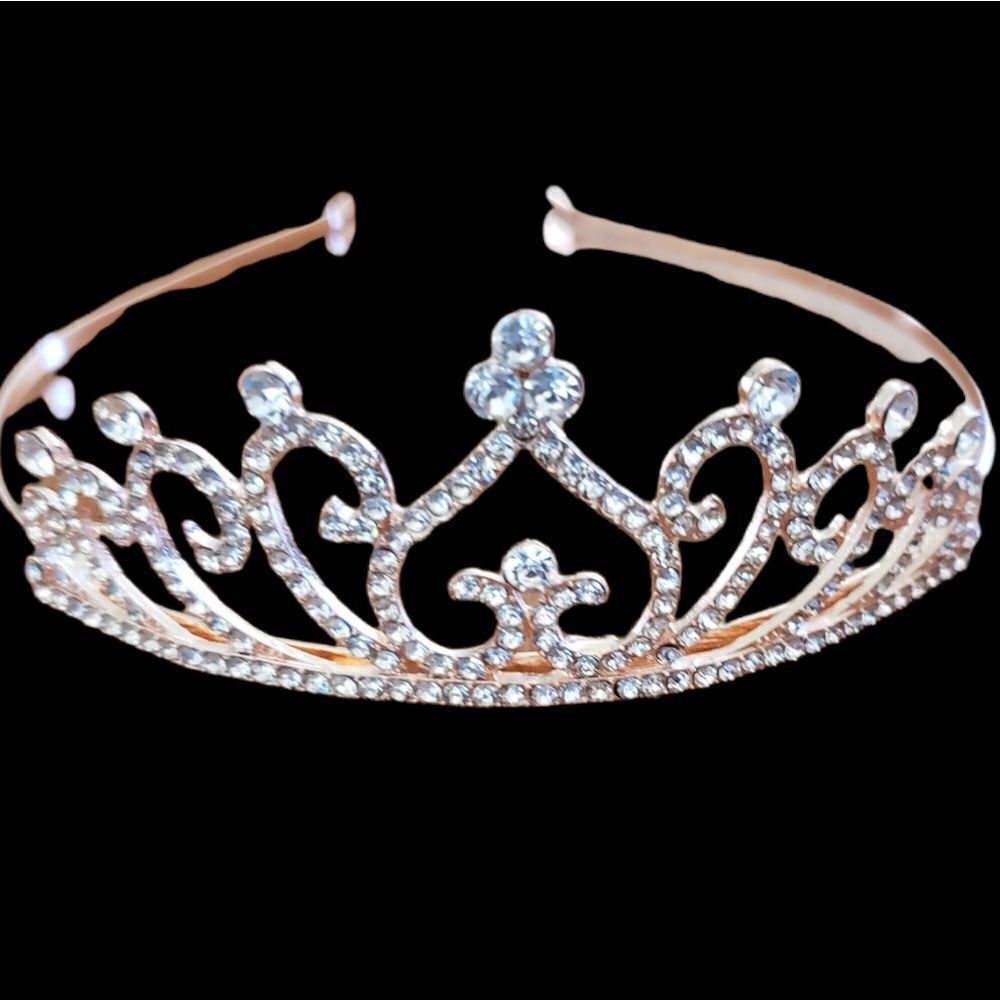 Wedding tiera gold tone and rhinestones.